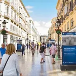 Piso Junto A La Catedral, 4-5 Personas * Málaga