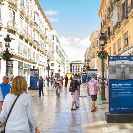 Piso Junto A La Catedral, 4-5 Personas * Màlaga